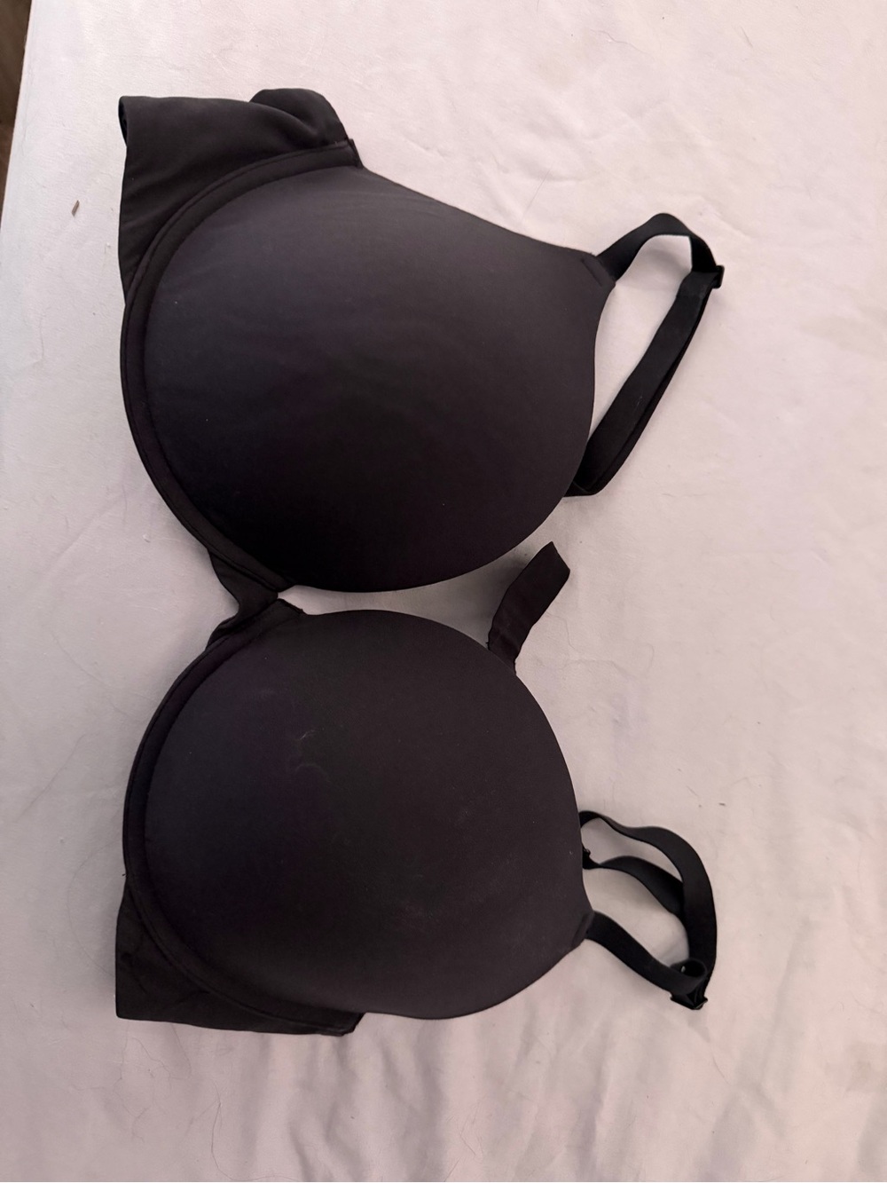 SKIMS Black Smooth Molded Underwire Bra